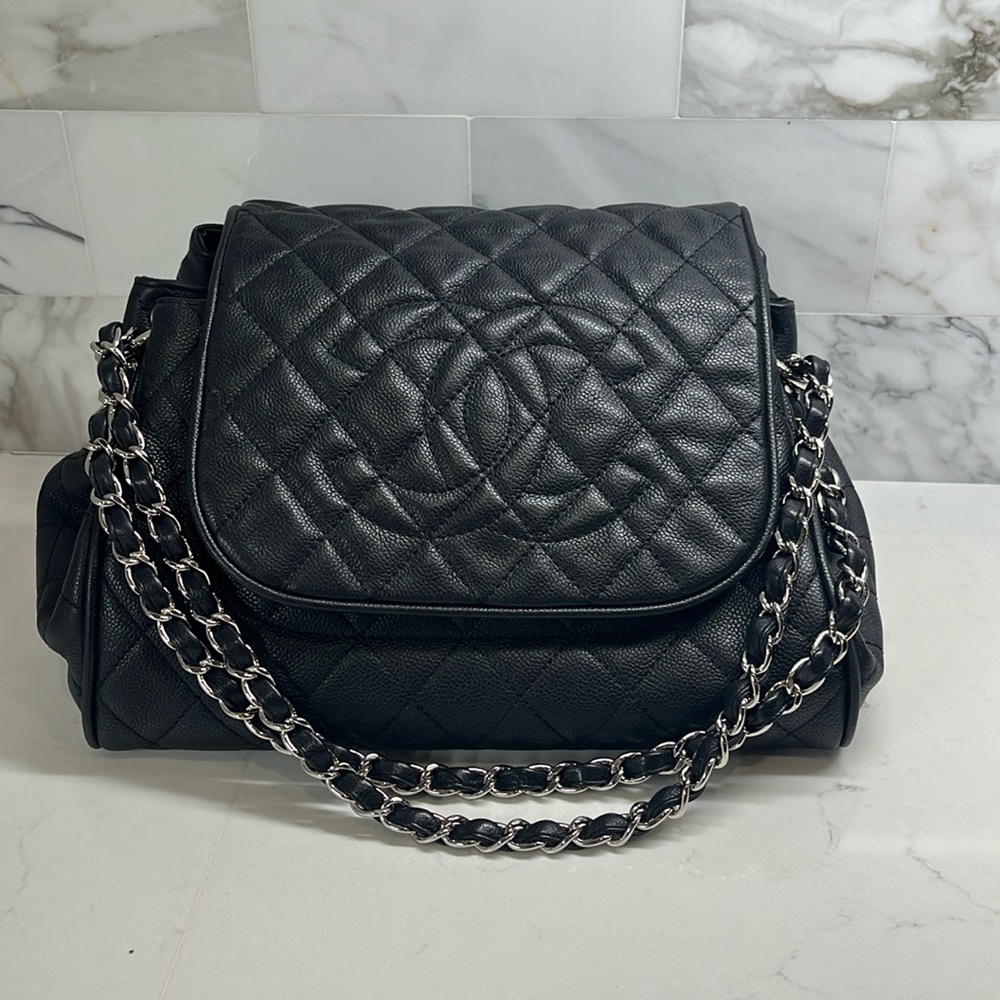 CHANEL Accordion Bag